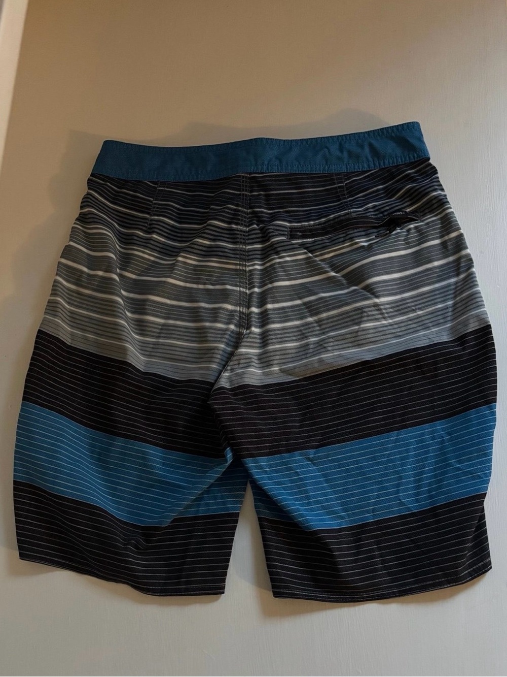 Vans Swim Trunks - Picture 2 of 3